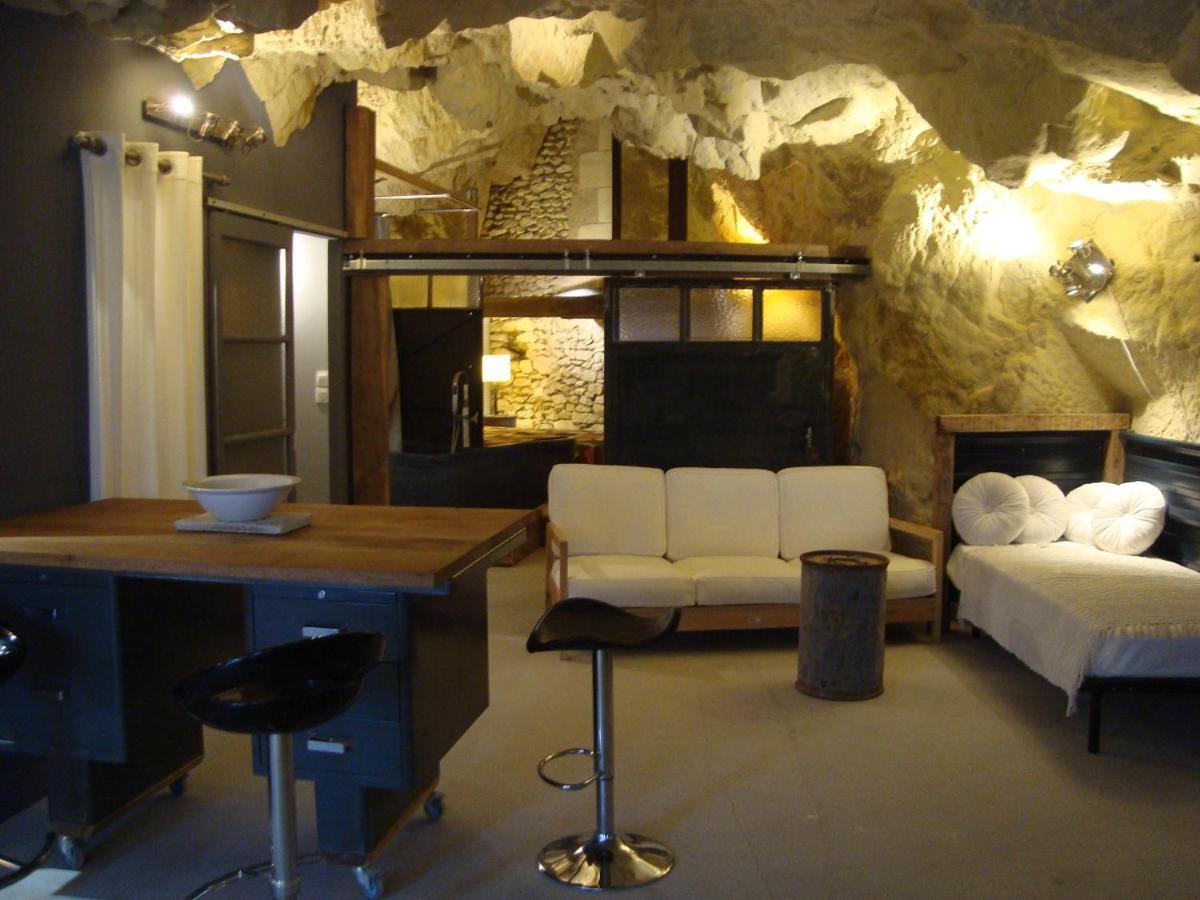La Grotte Du Moulin