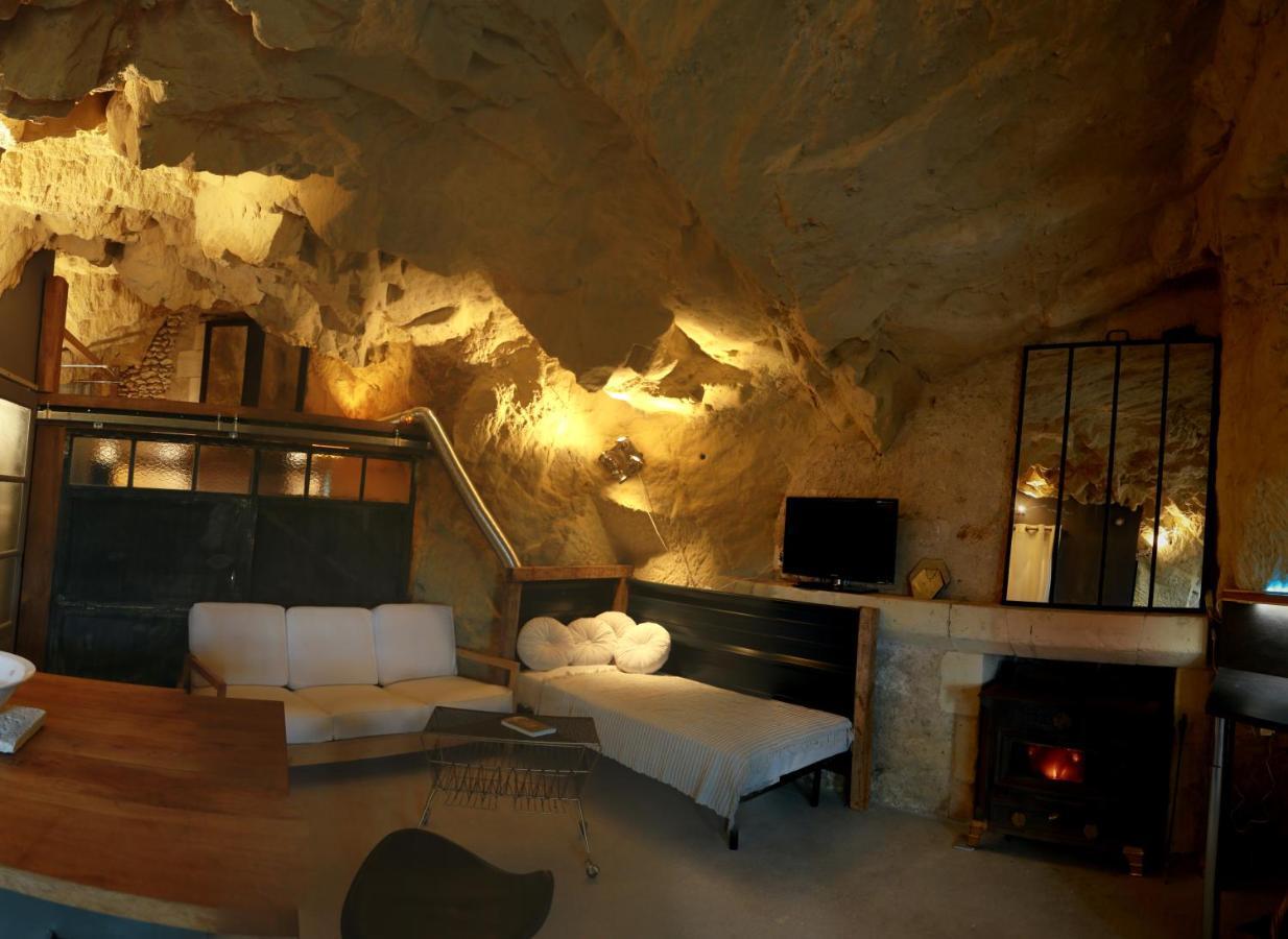 La Grotte Du Moulin